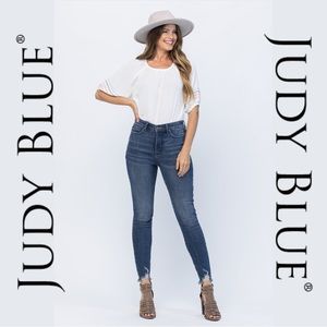 🚨LAST PAIR🚨JUDY BLUE | High Rise Tummy Control Skinny Jeans with Destroyed Hem